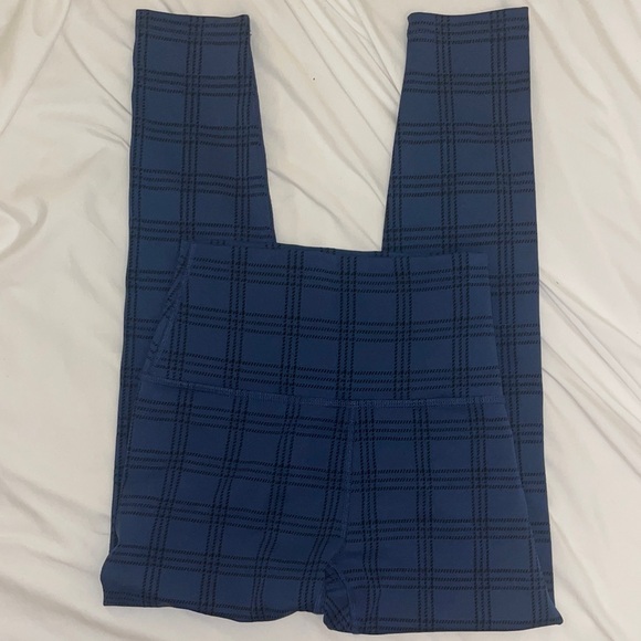Beyond Yoga Navy Checkered Leggings - Picture 5 of 8